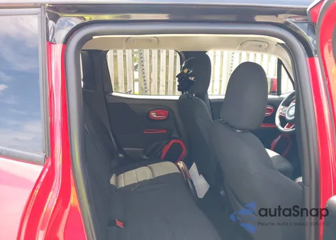 2018 Jeep Renegade Latitude 4X4 z USA, uszkodzony, nr VIN ZACCJBBB3JPH88983